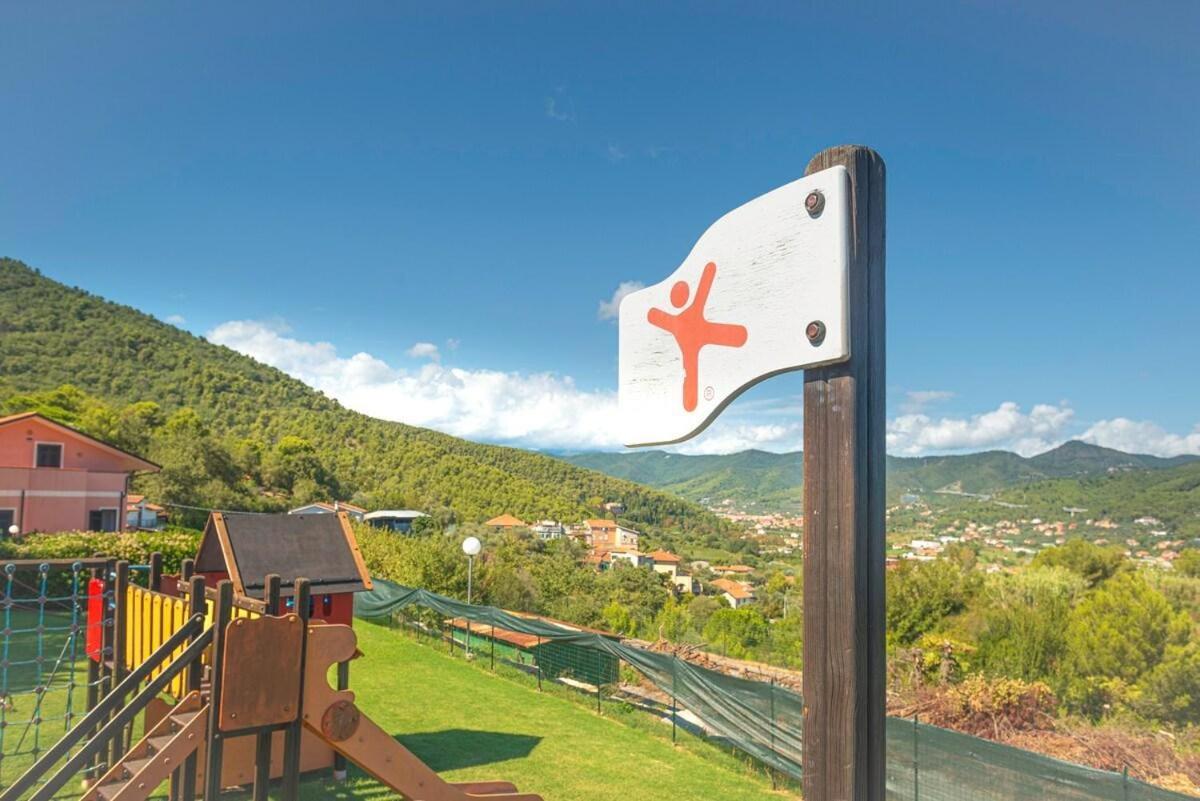 Villino Garden & Pool Hotel Andora Luaran gambar