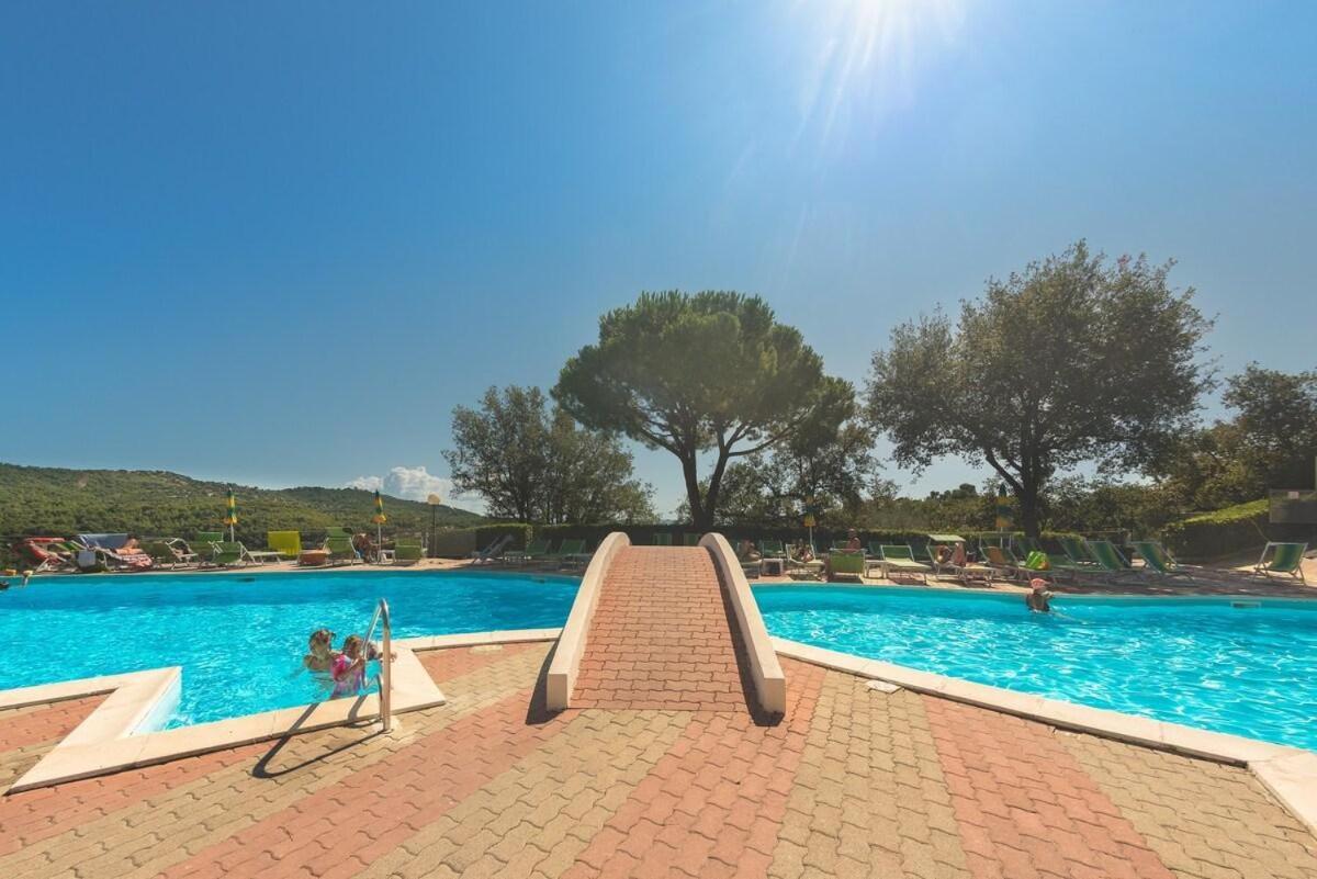 Villino Garden & Pool Hotel Andora Luaran gambar
